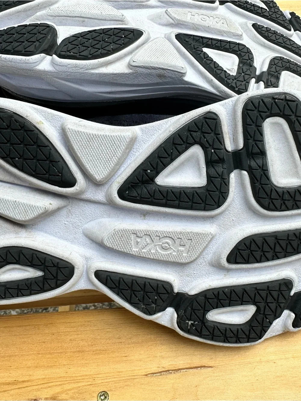 Hoka Bondi Black Women's Size 7 Wide Pre Owned - Picture 5 of 9